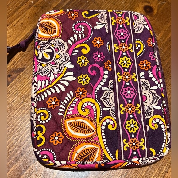 Vera Bradley Retired Safari Sunset E-Reader Tech Case Cover 9 Inches - Picture 2 of 12